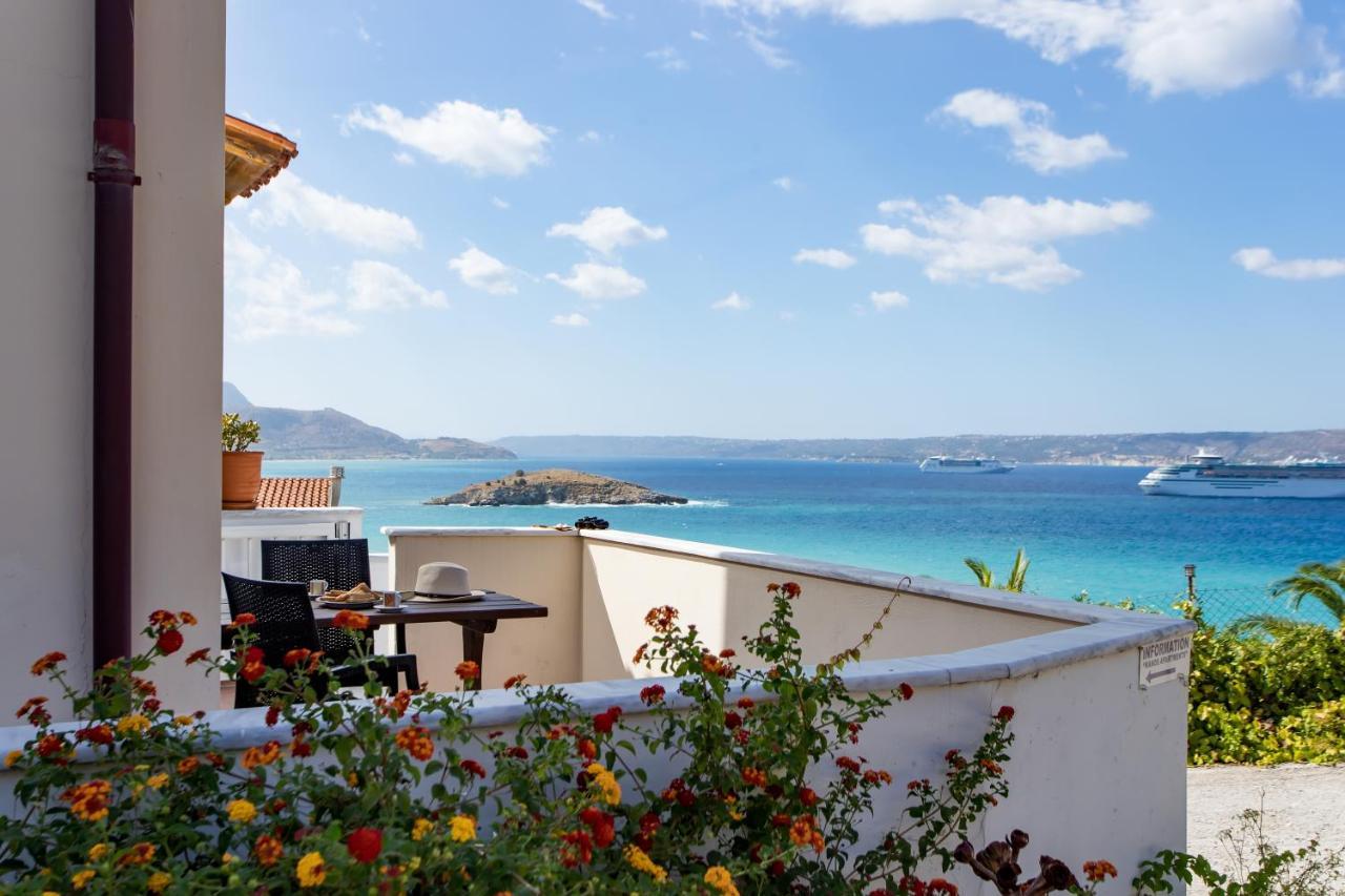Manos Apartments Almirida المظهر الخارجي الصورة