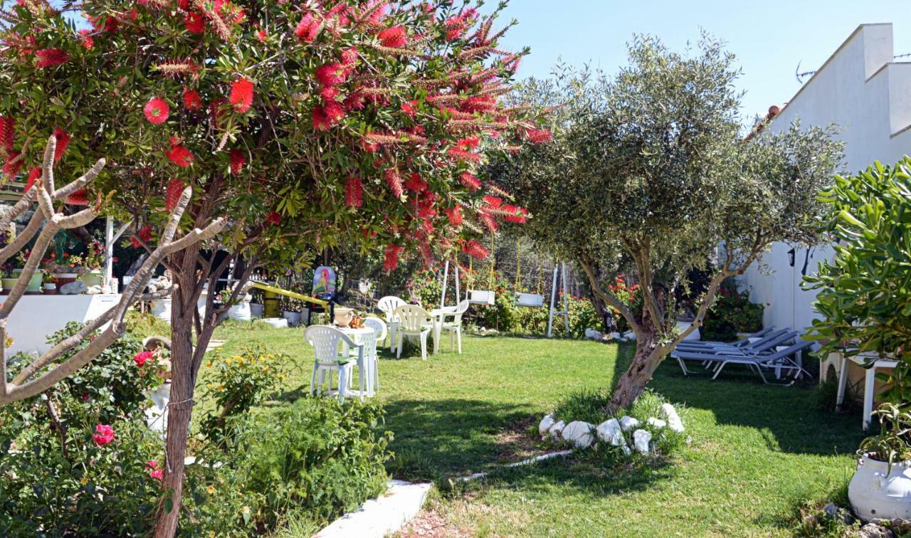 Manos Apartments Almirida المظهر الخارجي الصورة