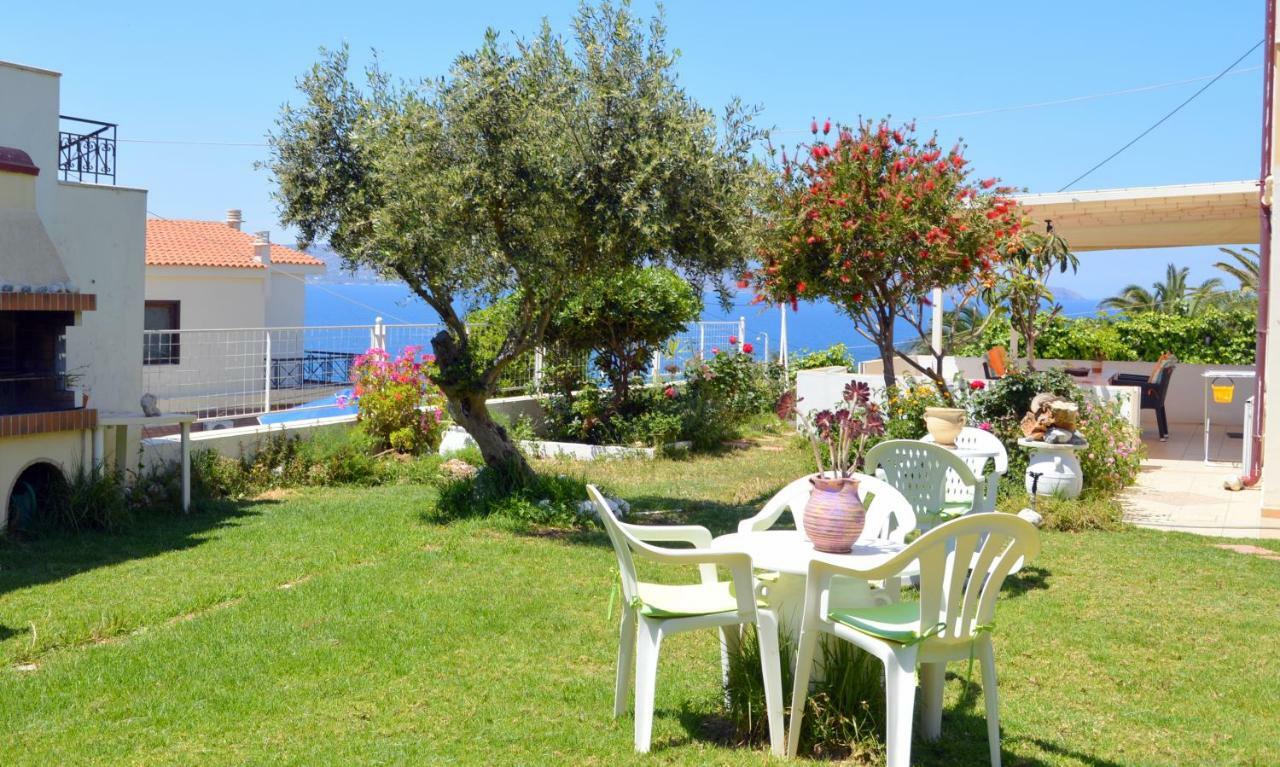 Manos Apartments Almirida المظهر الخارجي الصورة